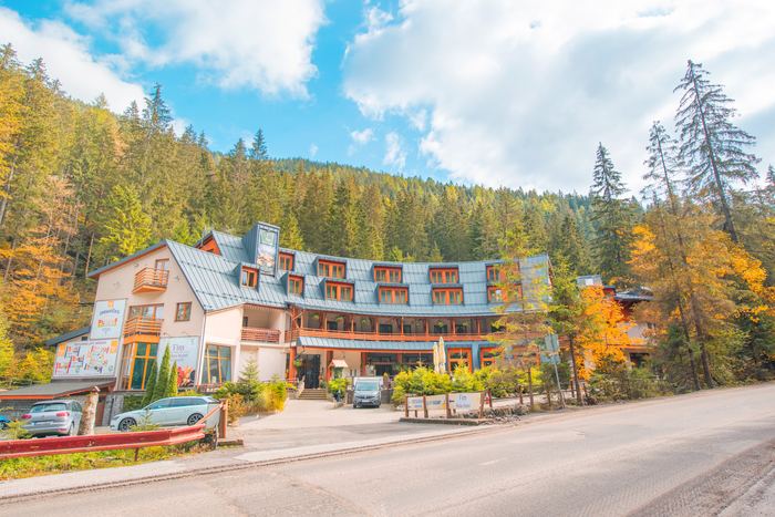 Hotel v jesennom období