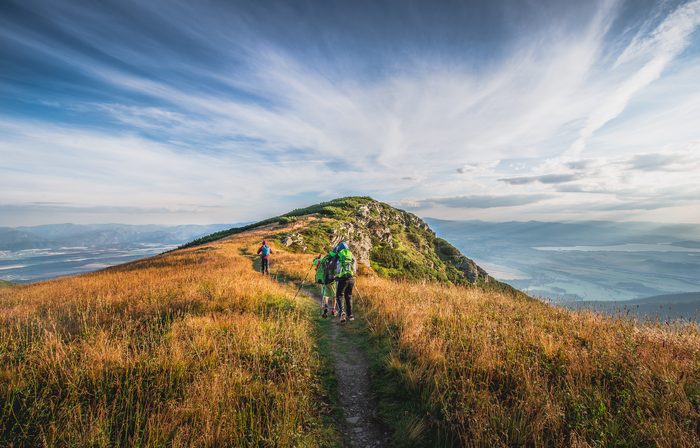 Turista na hrebeňovej trase Nízkych Tatier