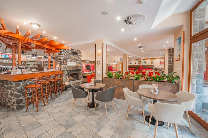 Bar a posedenie